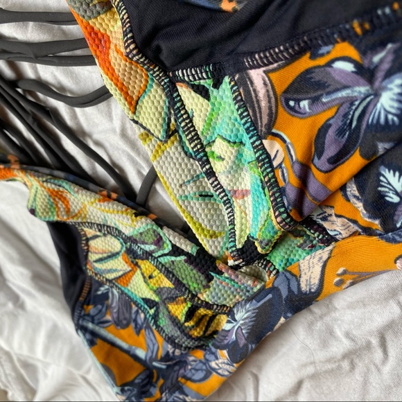 👙✨SET✨👙Maaji Bikini Reversible Strappy SMALL - Picture 7 of 13